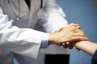 白癜风如何安全的用药治疗